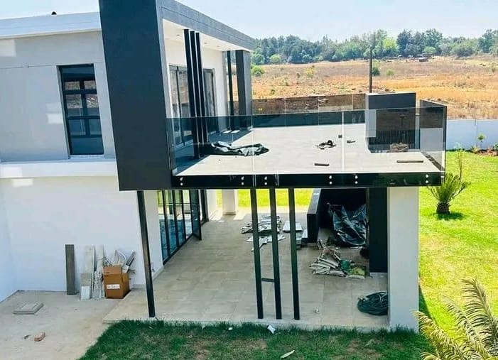 Roofing & Maintenance